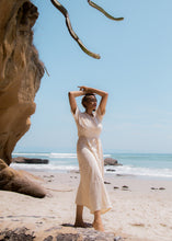 Cargar imagen en el visor de la galería, Vestido Protección